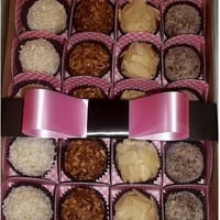 Brigadeiros gourmet e doces finos a partir de R$79,90