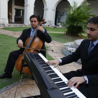 Dueto de piano e violoncelo