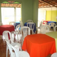 Espaço interno para mesas