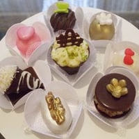 bombons diversos p/mesa de casamento