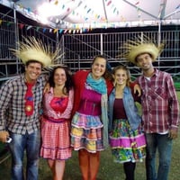 Equipe Caracterizada para Festa Junina