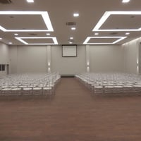 Salão para apresentações de palestras