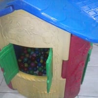Casinha +gangorra+cavalinho +escorregador +32 adesivos + 10 atividades de pintar personalizados R$14