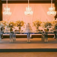 Gazebo com Cortinas, Teto para colocação de Lustres, e Tablado.