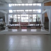 Gazebo com Tablado.