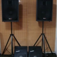 Caixas Acusticas com pedestais
