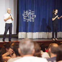 Interpretação simultânea em Libras, Palestra do Caco Barcellos - Superando desafios, em 2016