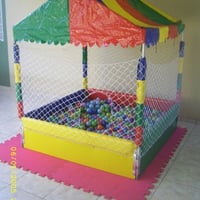 PISCINA DE BOLINHA 1,50MX1,50M