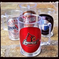 Caneca de Acrílico 450ml com Adesivo Aço Escovado Personalizada R$ 7,20( 300 ml R$ 6,20)