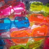 Óculos - Temos em Azul - Rosa - Laranja - Verde Limão