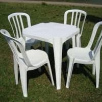 mesas e cadeiras plasticas para festas