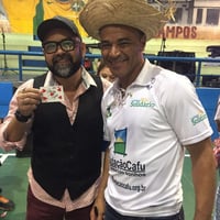 Mágico Dilli e o capitão pentacampeão - Cafu.