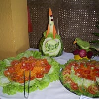 mesa de saladas