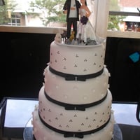 Bolo de casamento - Branco e preto