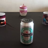 Vàrias Canecas e squeeze