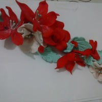 Ramo de flores para decoração de bolo.
