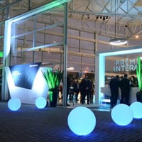 Esfera led para decoração de evento corporativo