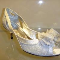 peep toe para noivas em beirute importado com laço cetim e salto 3 cm