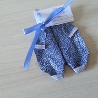 Macacão menino. Para chá de bebê, nascimento ou aniversário de um aninho.
R$ 3,50 / Unid.