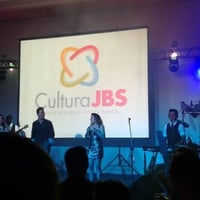 telão e iluminação cênica