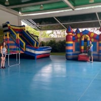 TOBOGÃ 4 MTS, castelinho pula pula e cama elástica 3,20 MTS