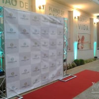 Iluminação Arquitetural, e BackDrop de 2x2m
Evento Corporativo Correa Lima Seguros.