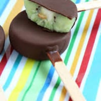 Pirulito de Frutas com cobertura