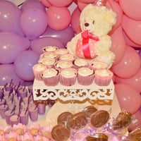 Cupcakes.