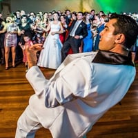Que tal agitar seu evento com a apresentação cover do seu ídolo?