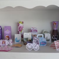 scrapbooks,convites,lembranças em geral