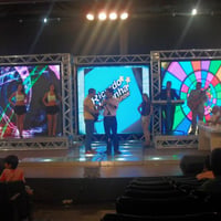 Programa de TV 3 Painéis 3 imagens