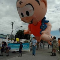 Blimp Monica com 8 m. gás helio