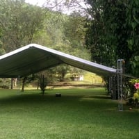coberturas para festas. Dê um toque especial ao seu evento. Aluguel de tendas para eventos que impre