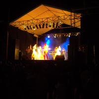 Palco 8x7x2m