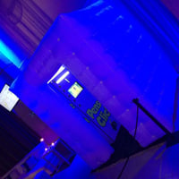 Cabine Fashion muda de cor durante o evento