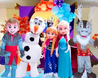 Temos lindos personagens vivos cover para sua festa ficar inesquecível com nossa equipe. Consulte-no
