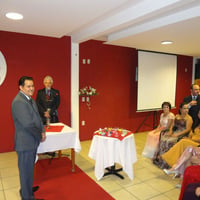 O casamento é realizado com a "cara" dos noivos. Podem escolher "Uma história de amor