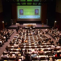LOCAÇÃO DE TELAO PARA SEMINARIOS, PALESTRAS E EVENTOS EM GERAL
