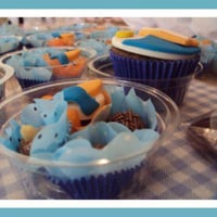 Docinhos e cupcake modelado !