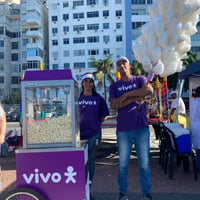 Pipoca e algodão doce.
Aniversário de Copacabana.