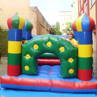 Castelinho inflável