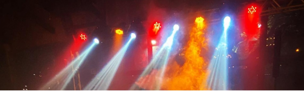 Produtora EB Som Iluminação Projeção Estrutura e Efeitos