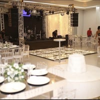 Som, iluminação, piso de led, e muito mais para o seu evento!