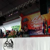Telões Data Show simultâneos para igrejas, aniversários, casamentos, e muito mais.