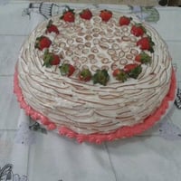 TORTA DE MORANGO,COBERTURA DE CHANTILLY