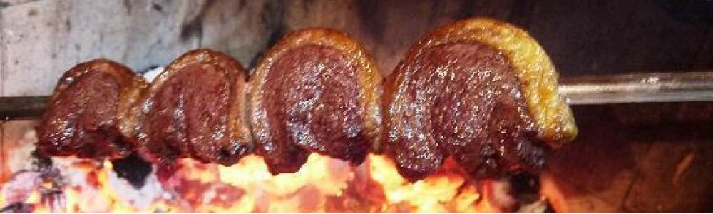 Churrasqueiro para eventos.