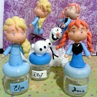 Potinhos e tubetes do Frozen!
Anna, Elsa e Olaf.
Lembranças para aniversários.