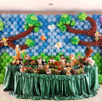 Mural de balões safari