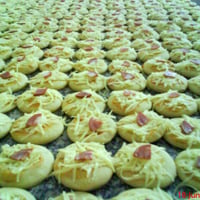 mini pizza calabresa