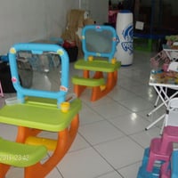 Mesas de atividades e mesas infantis decoradas